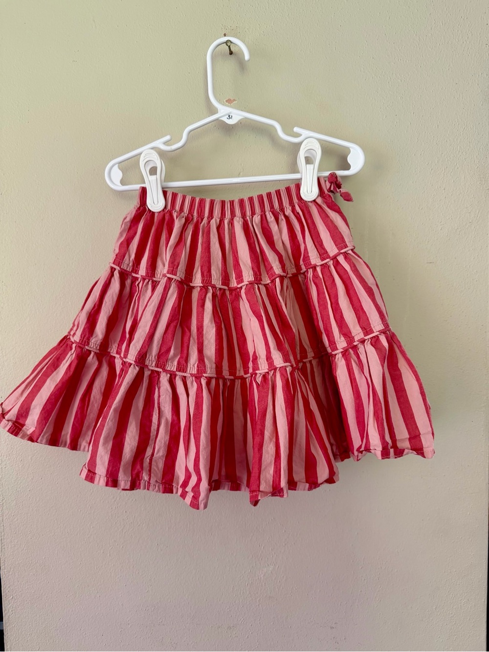 Girls Pink Chicken skirt pink two tone stripe size 6yr